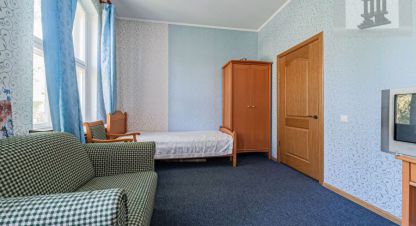 Продам квартиру 4-х комнатную с общей площадью 84.1м2, 2/2 эт., на улице Советская ул, г. Янтарный, Калининградская обл., Россия, агентство ООО Базис-Недвижимость. Фотография №1