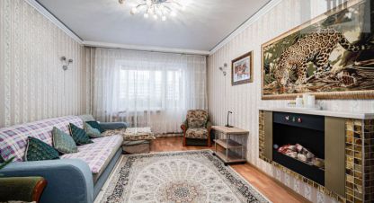 Продам квартиру 3-х комнатную с общей площадью 71.3м2, 4/9 эт., на улице Старшины дадаева ул, Ленинградский район, г. Калининград, Калининградская обл., Россия, агентство ООО Базис-Недвижимость. Фотография №1