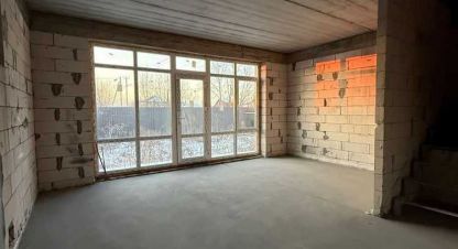 Продам дом 4-х комнатный с общей площадью 99.3м2, на улице Чубинського, г. Гнедин, Киевская обл., Украина, агентство Aspo.biz. Фотография №1