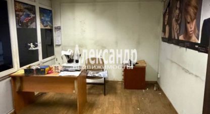 Сдаётся производственно-складское помещение в г. Ской посёлок янино-1. Фотография №6 Сдаётся производственно-складское помещение в г. Ской посёлок янино-1. Фотография №6